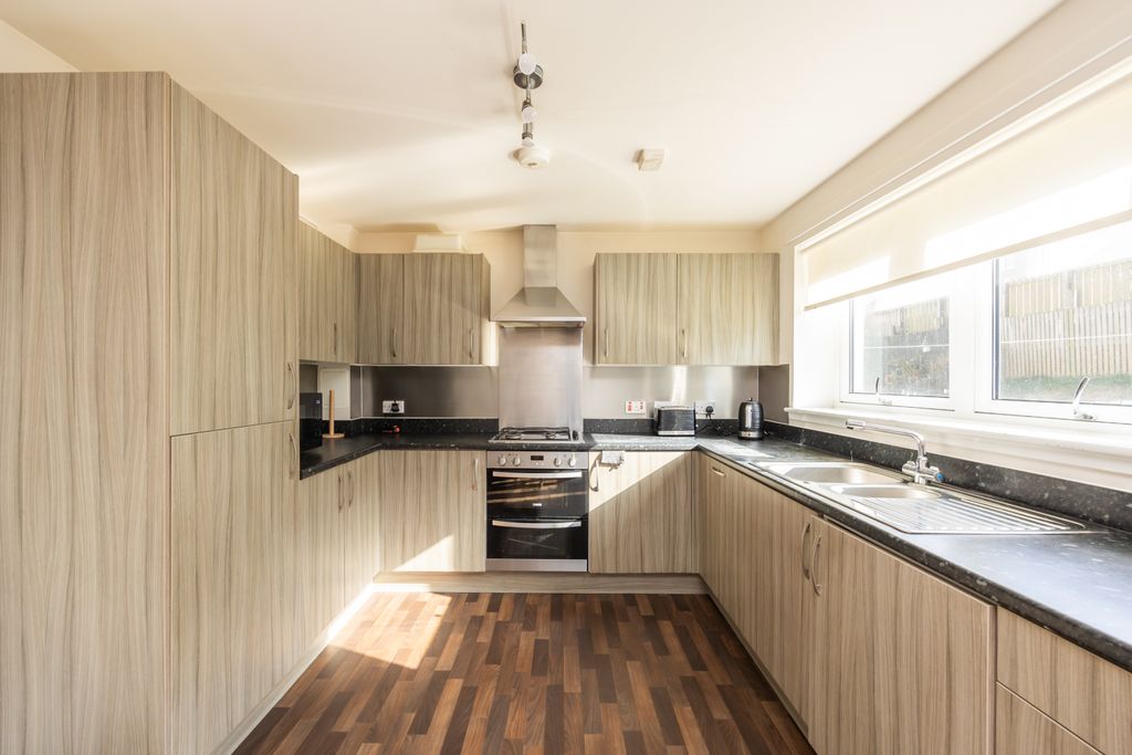 Property photo 3 of 22 Property Image 3