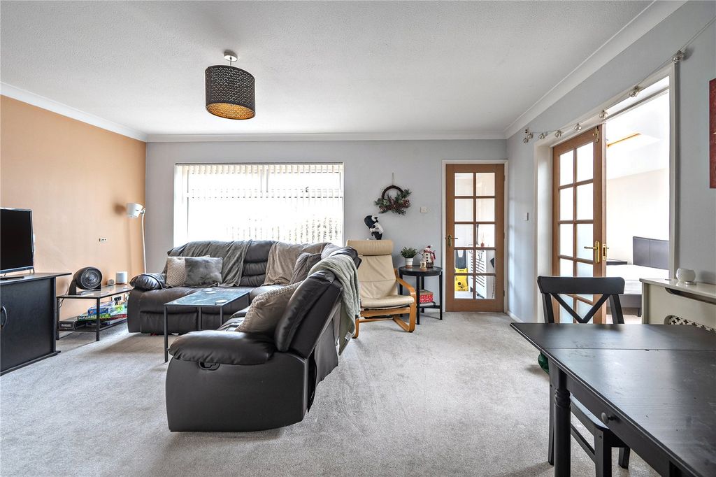 Property photo 3 of 12 Picture No. 15