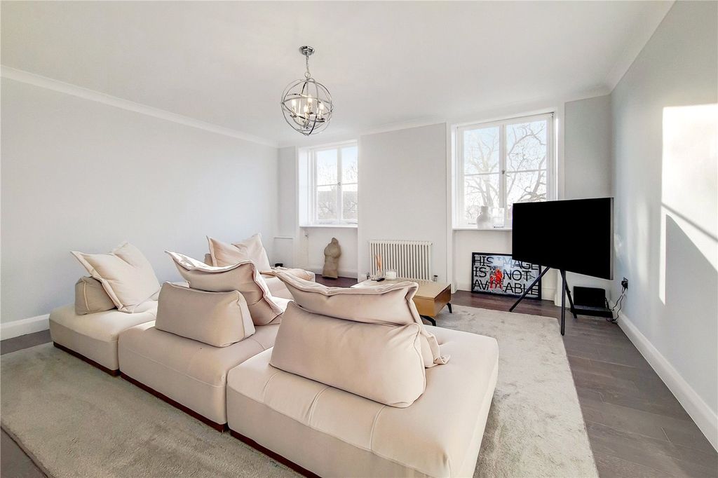 Property photo 2 of 11 Picture No. 20