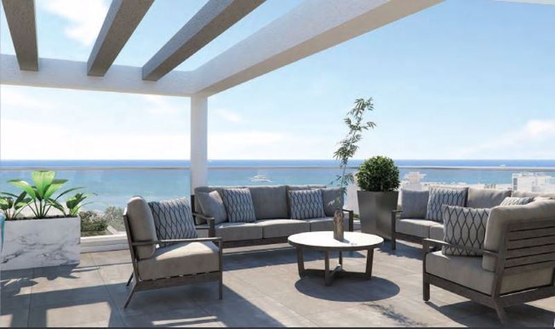 Property photo 2 of 15 Roof Garden -...