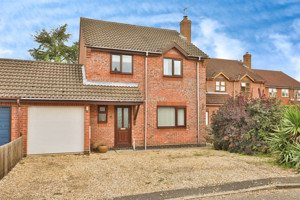Property photo 1 of 16
