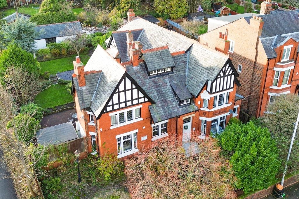 Property photo 1 of 29