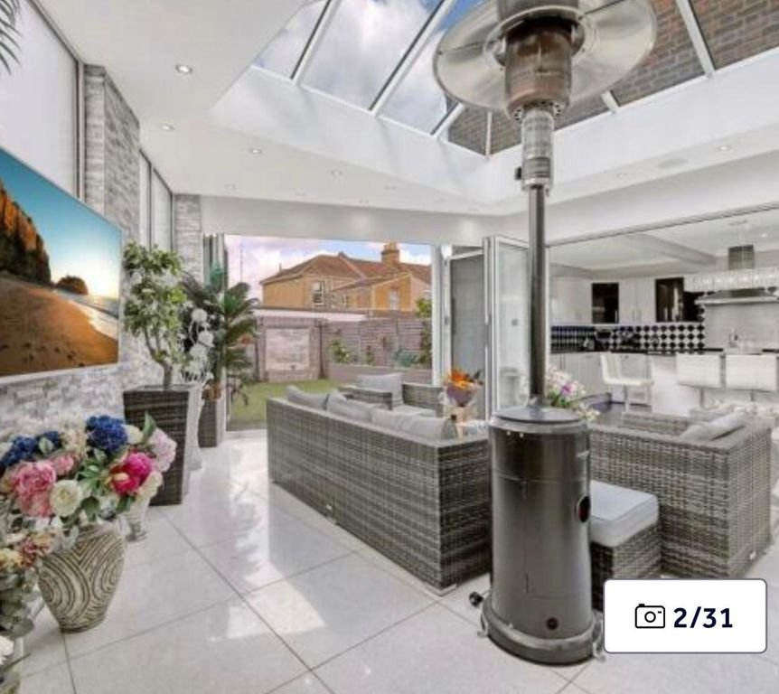 Property photo 1 of 4