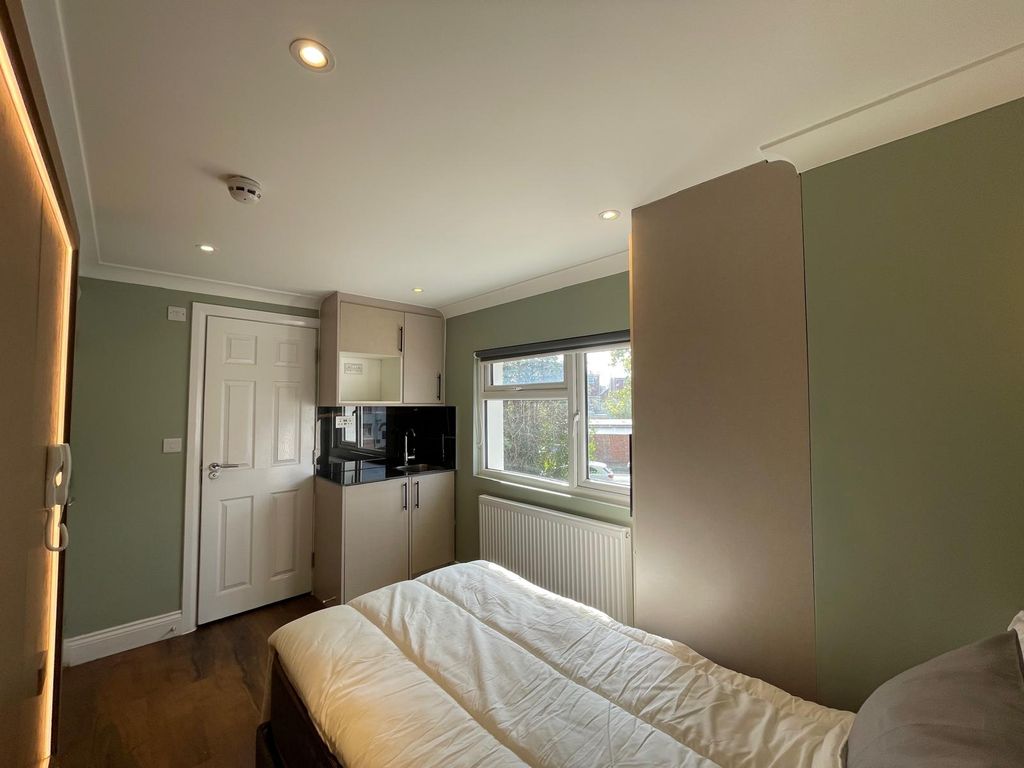 Property photo 3 of 3 Gallery