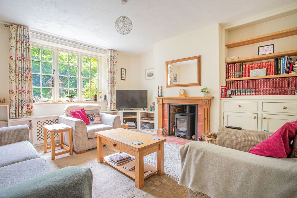 Property photo 3 of 16