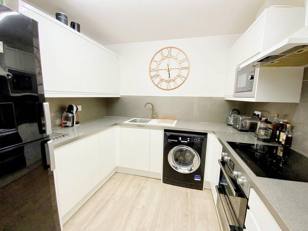 Property photo 3 of 9