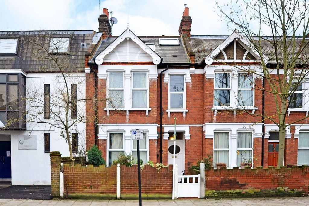 Property photo 2 of 15