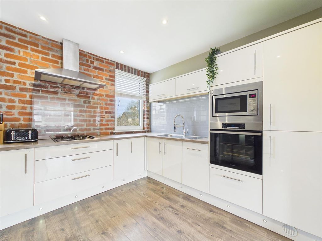 Additional image 6 of 3 bed flat for saleSandy Road, Renfrew PA4