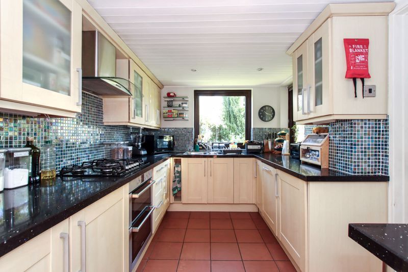 Property photo 3 of 18 Photo 1