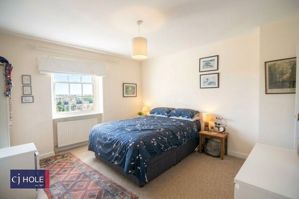 Property photo 2 of 10 Picture No. 04