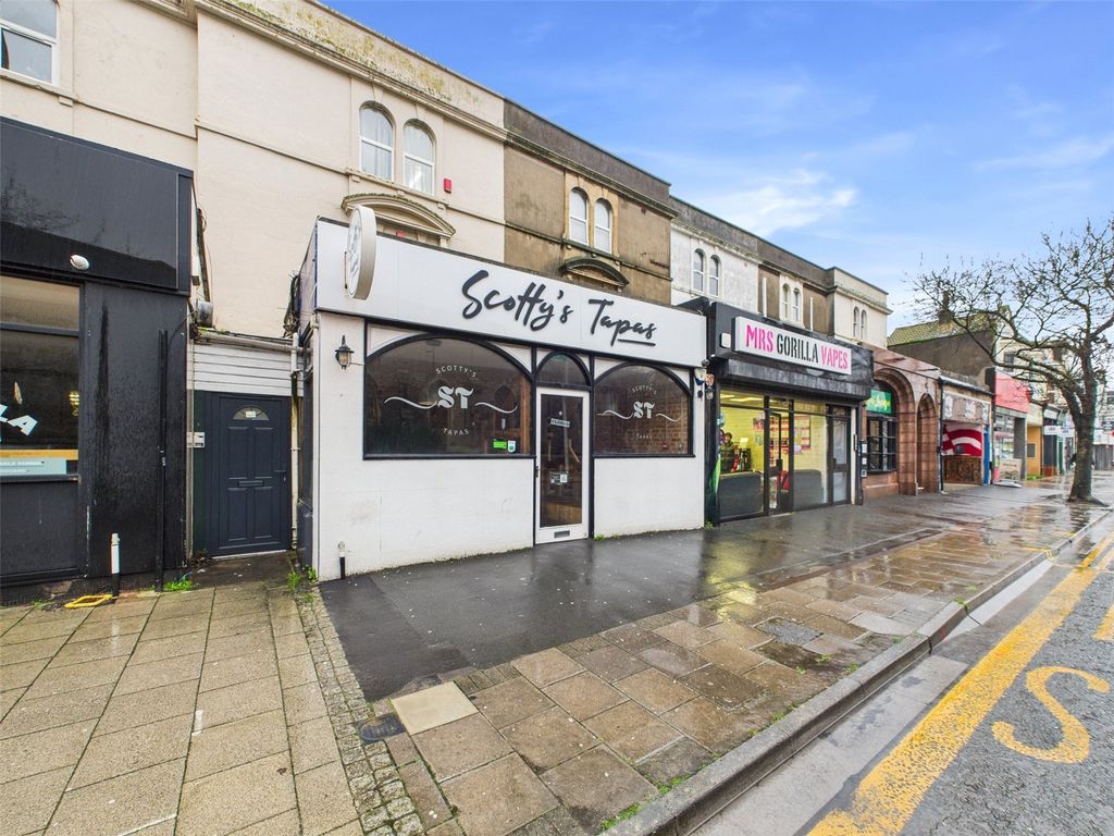 Property photo 2 of 17 Picture No. 02