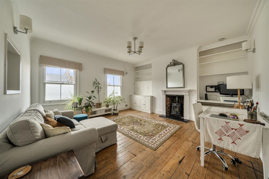 Property photo 2 of 13 1424916-1-69Aedfffbb201.Jpg