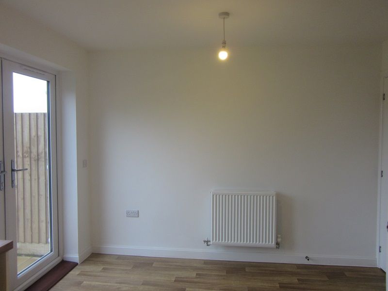 Property photo 3 of 7 Dining Room