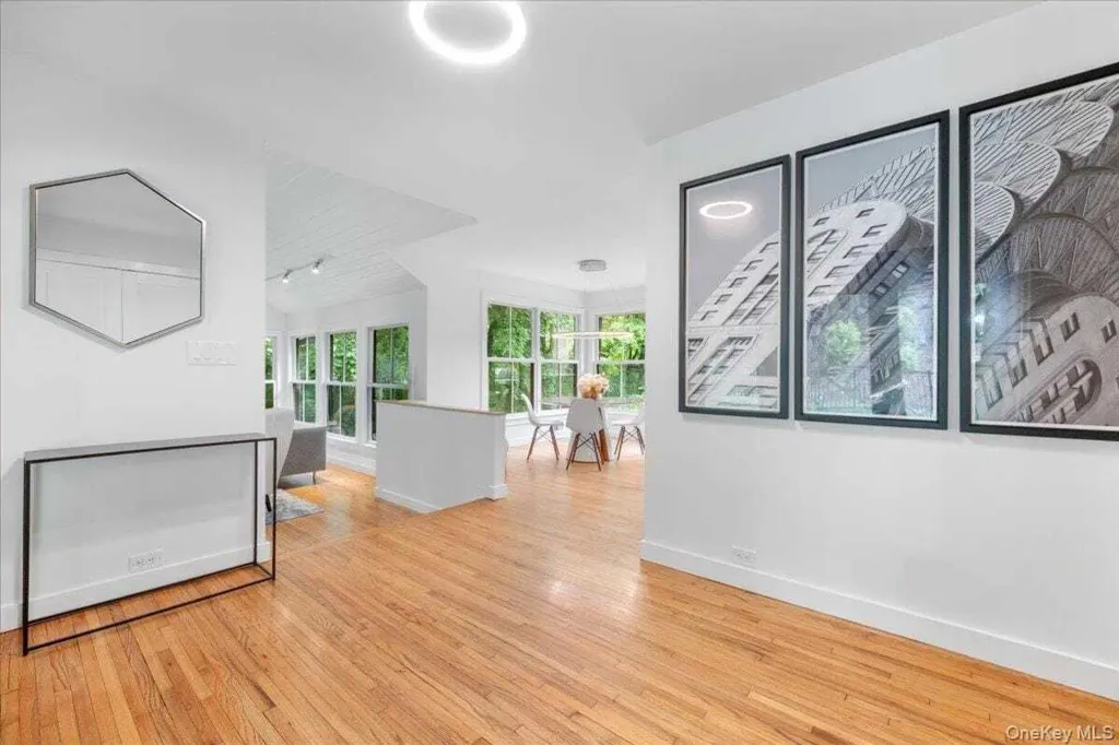Property photo 1 of 29
