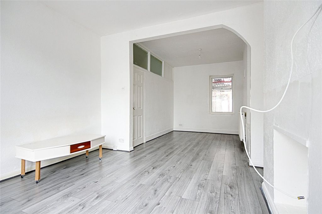 Property photo 2 of 8 Picture No. 03