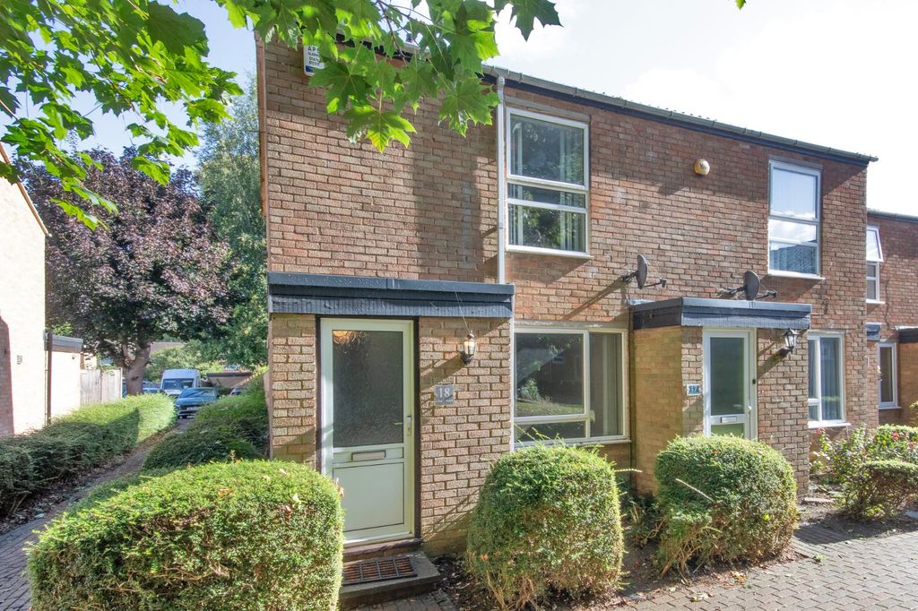 Property photo 1 of 12 External