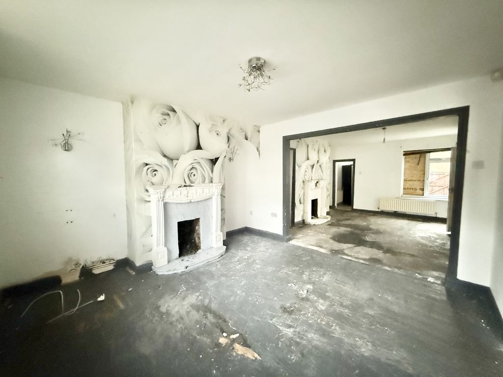 Property photo 2 of 6 Img_2838