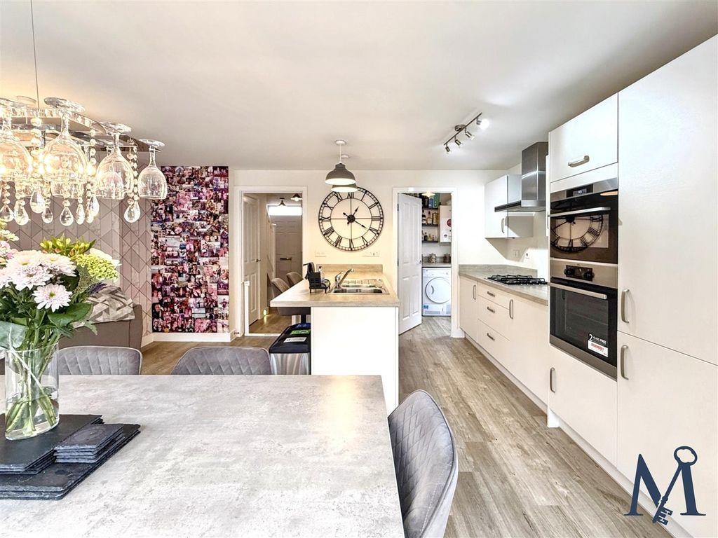 Property photo 2 of 26 Open Plan Kitchen Diner