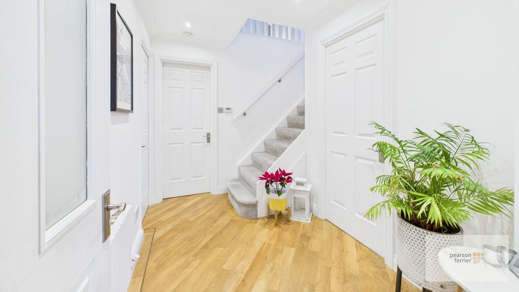 Property photo 3 of 24 Hallway