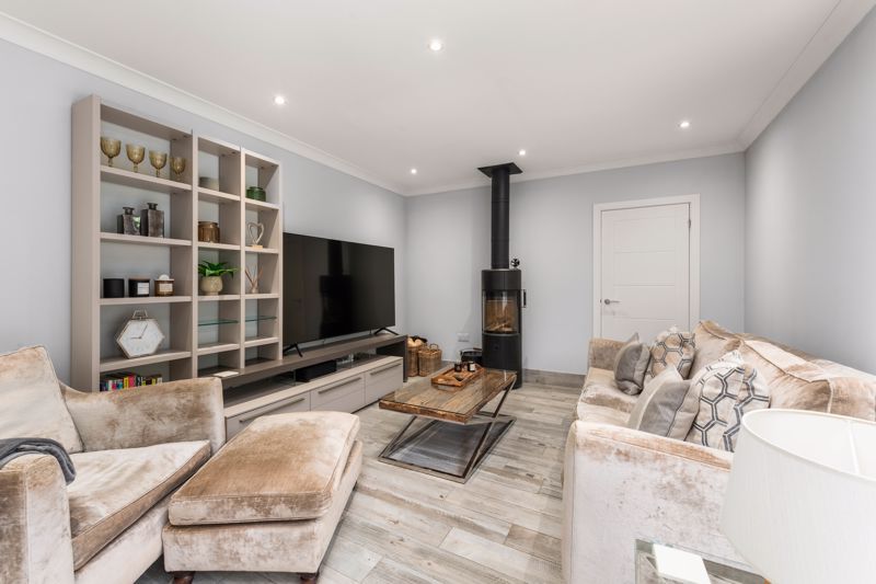 Property photo 3 of 21 Photo 29