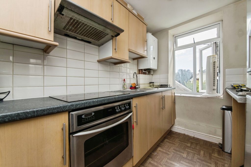 Property photo 2 of 18 Pbox-Img.Jpg