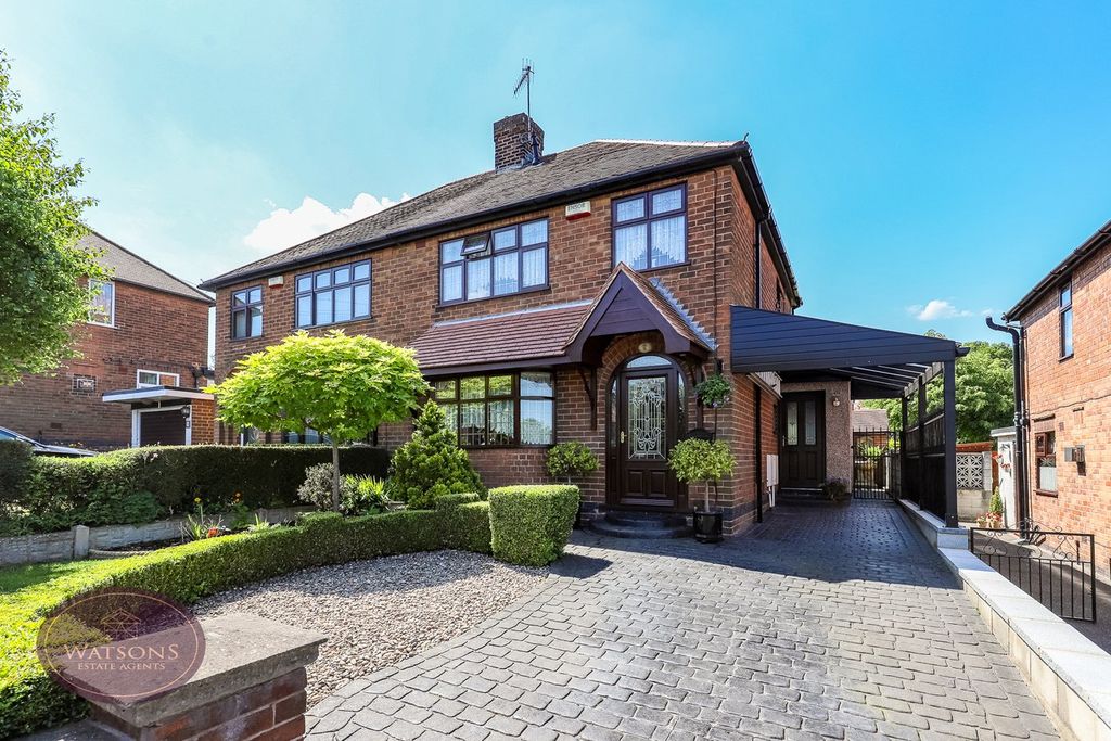 Property photo 1 of 35