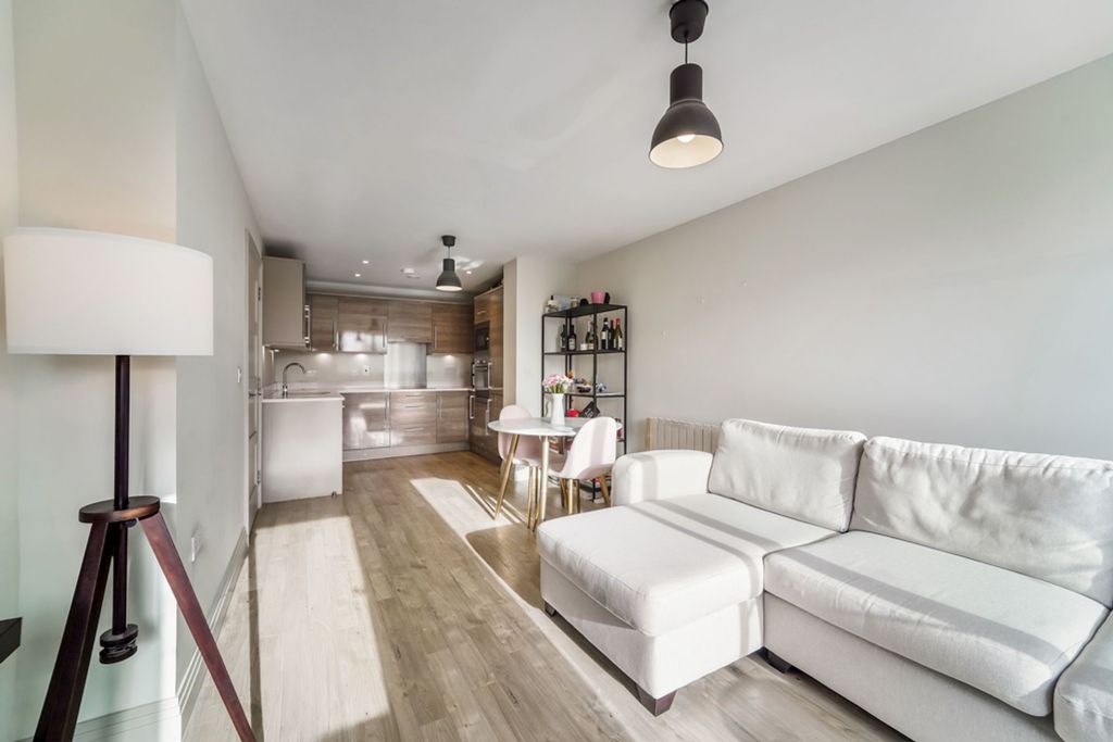 Property photo 2 of 10