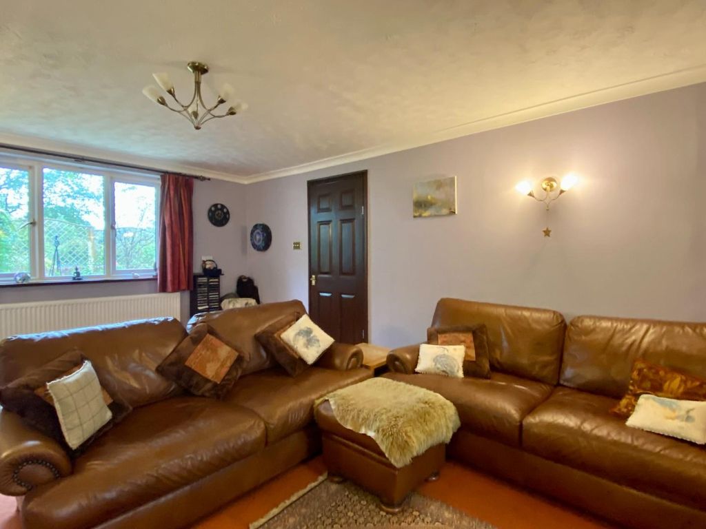 Property photo 3 of 41 Img-1688 (1).Jpg