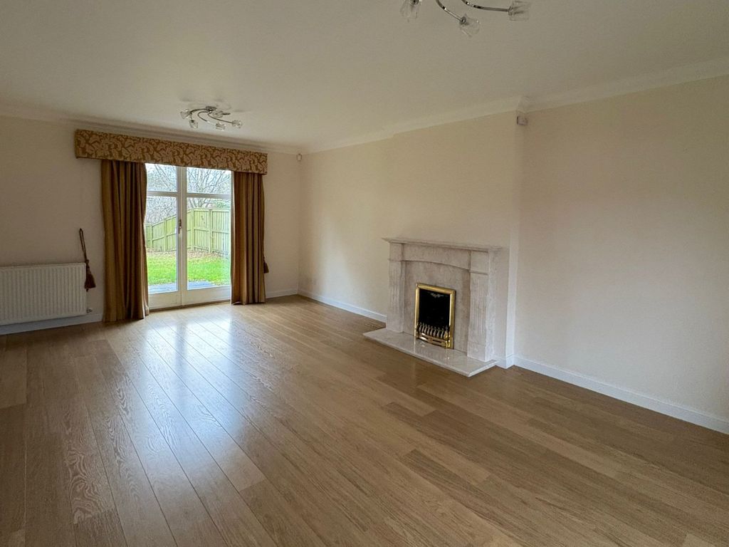 Property photo 3 of 17 Photo 3