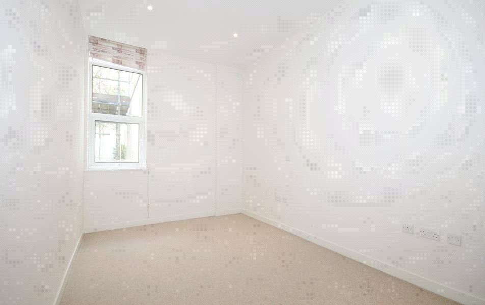 Property photo 3 of 9 Picture No. 01