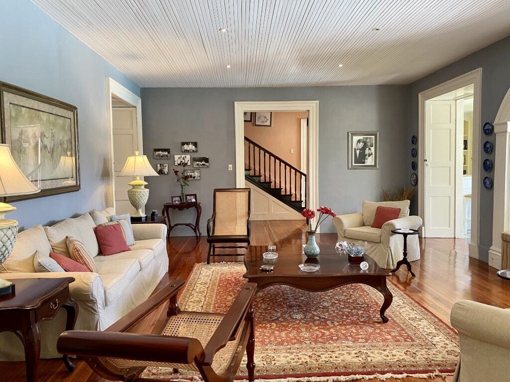 Property photo 3 of 5 <Alttext/>