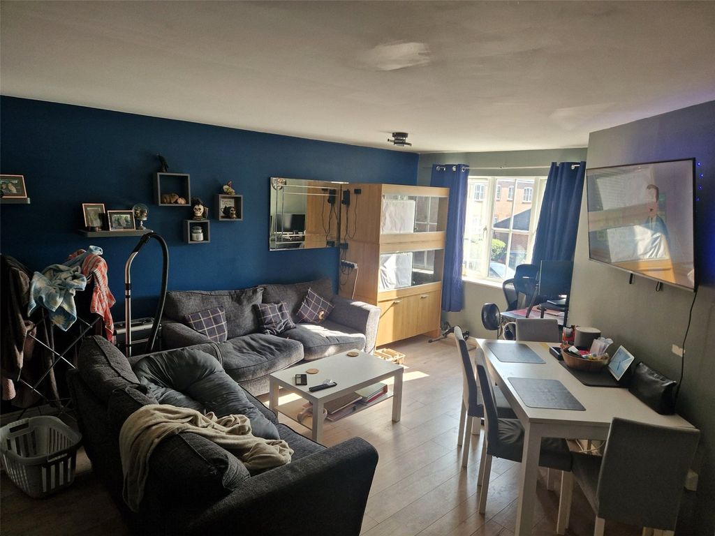 Property photo 2 of 10 Picture No. 04