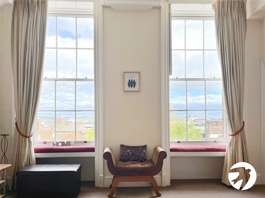 Property photo 1 of 13 Views