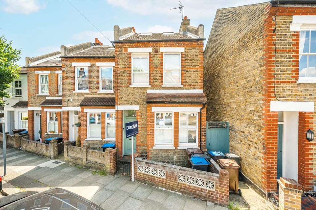 Property photo 1 of 7