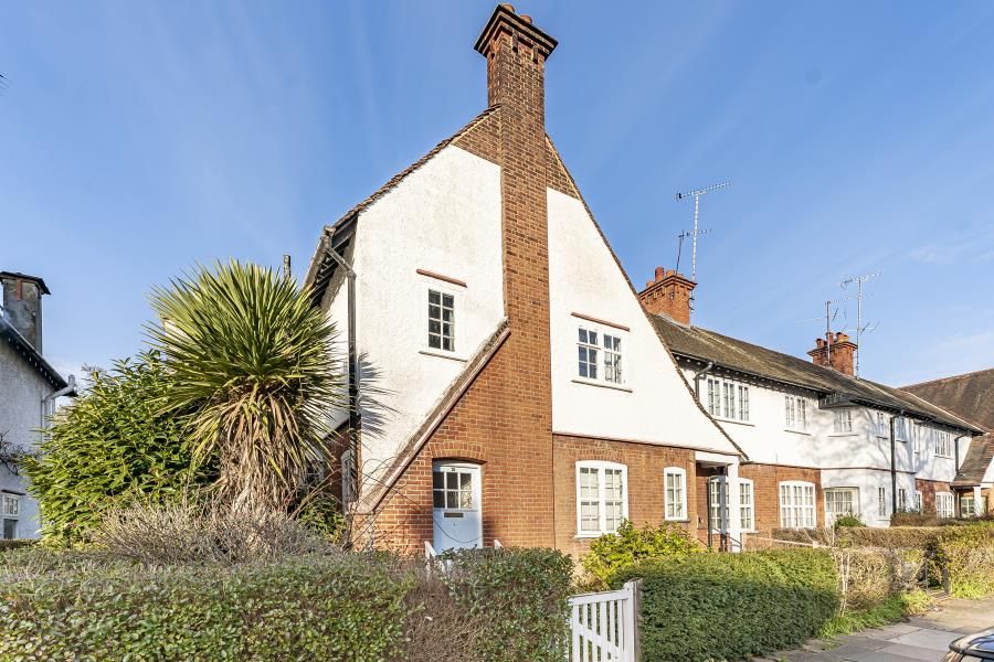 Property photo 1 of 11