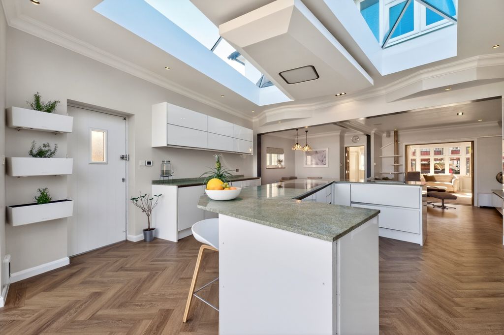 Property photo 2 of 23 Open Plan Living