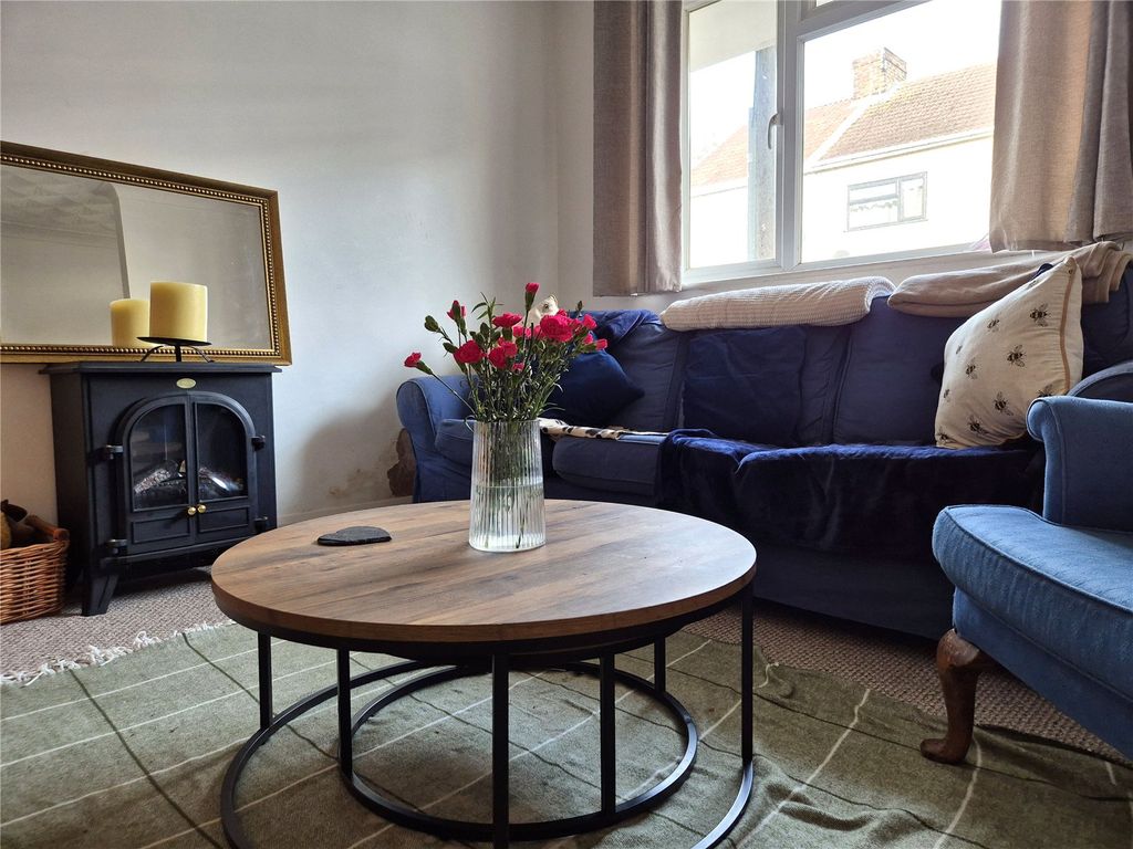 Property photo 3 of 13 Picture No. 19