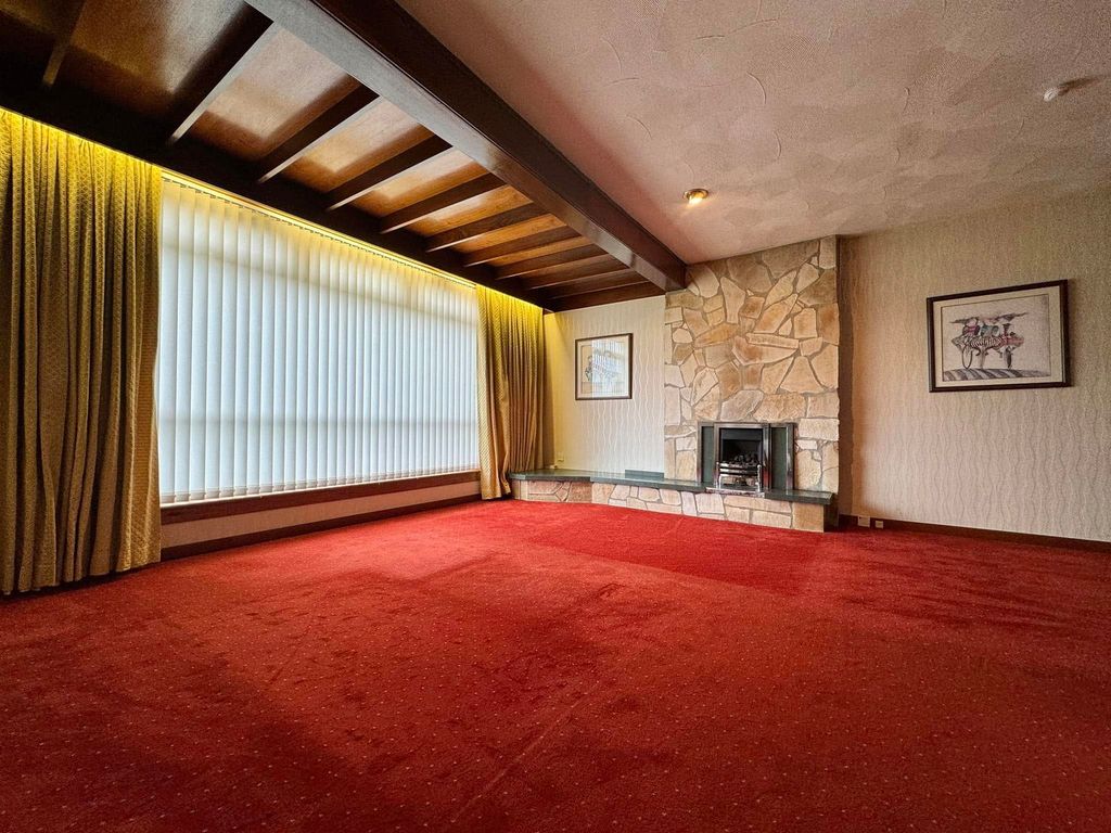 Property photo 3 of 37