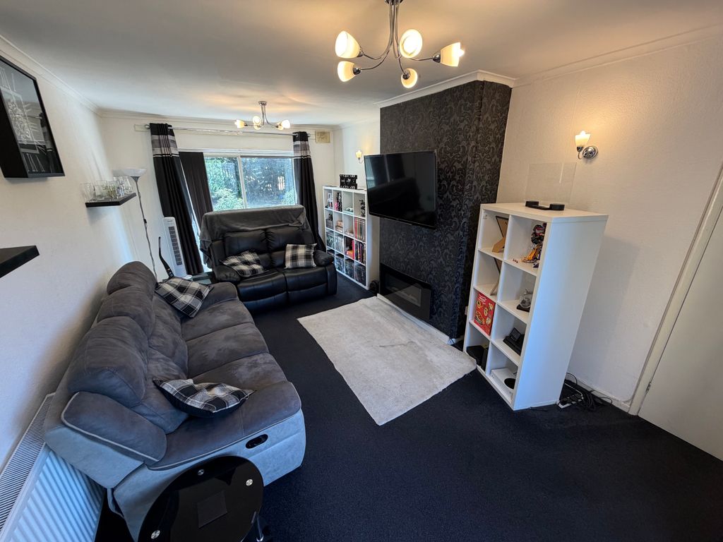 Property photo 3 of 15 Img_6702