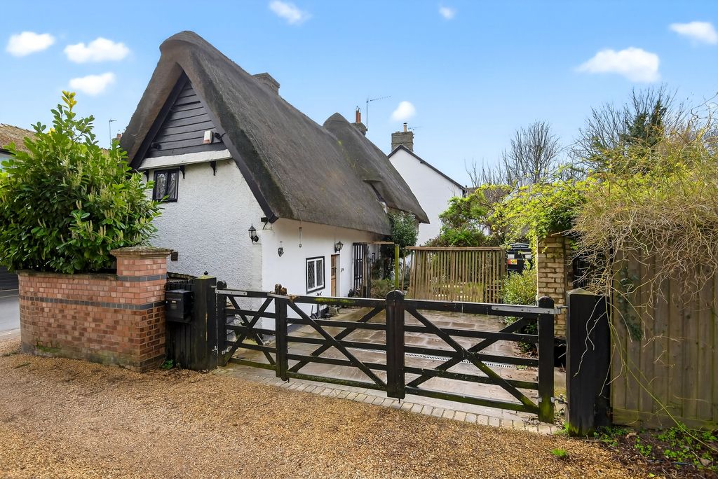 Property photo 1 of 27