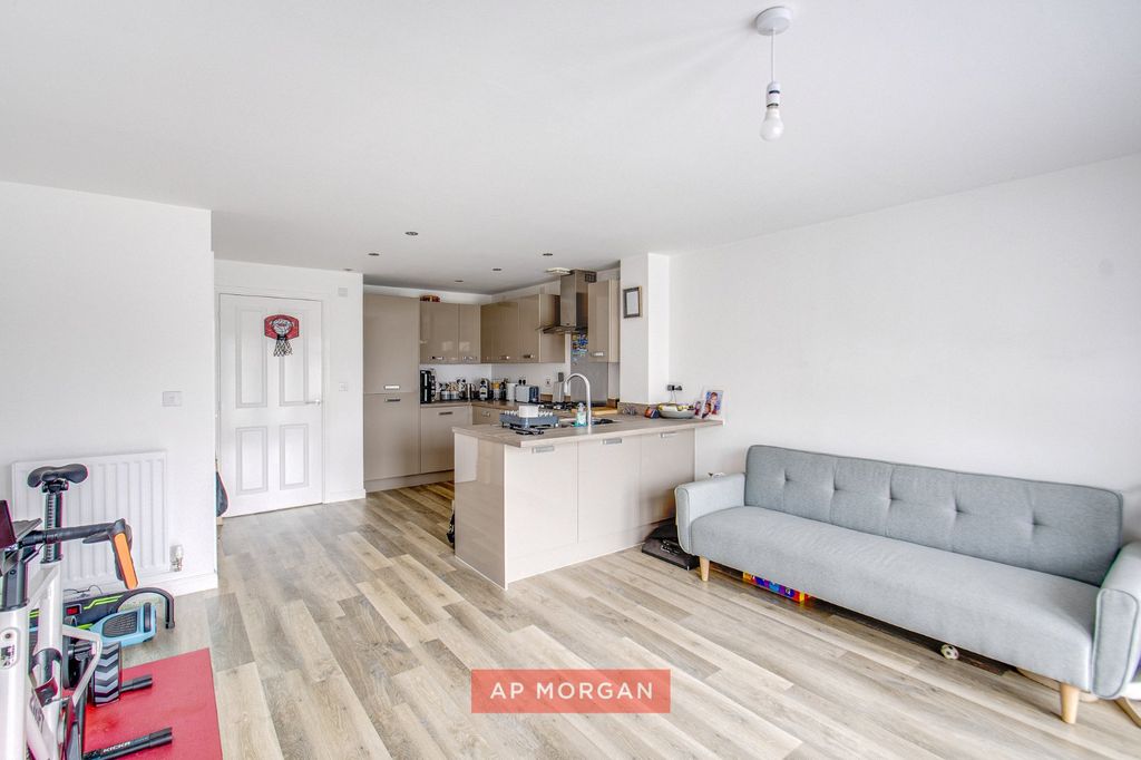 Property photo 2 of 13 Picture No. 05