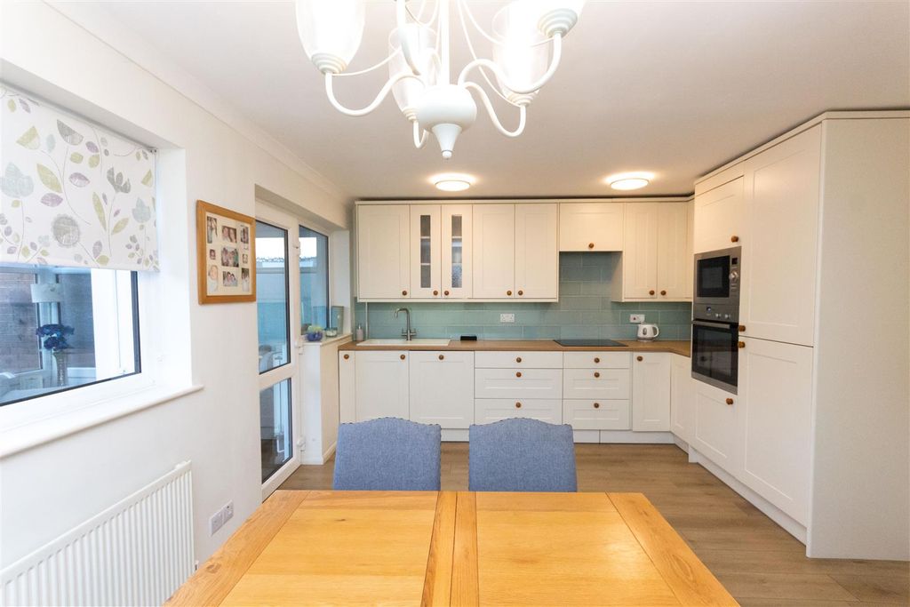 Property photo 3 of 26 1-3868.Jpg