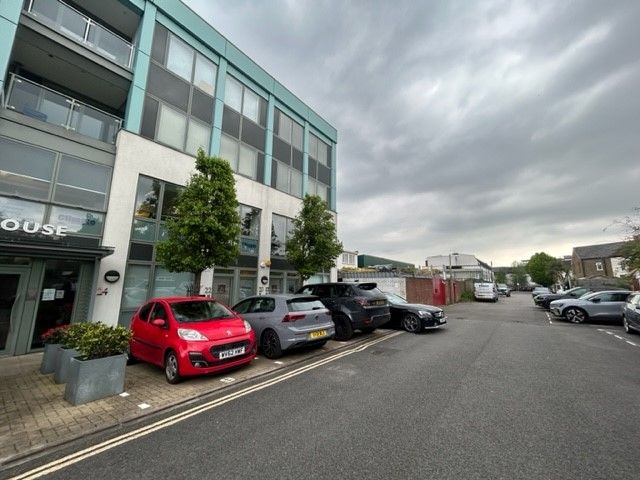 Property photo 2 of 14
