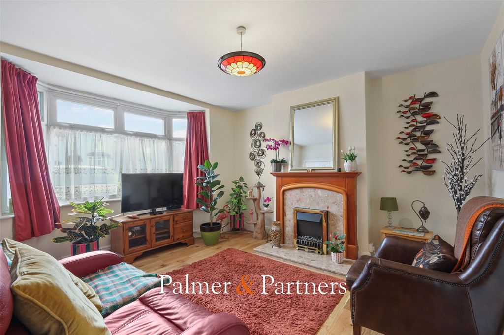 Property photo 2 of 13 Picture No. 14