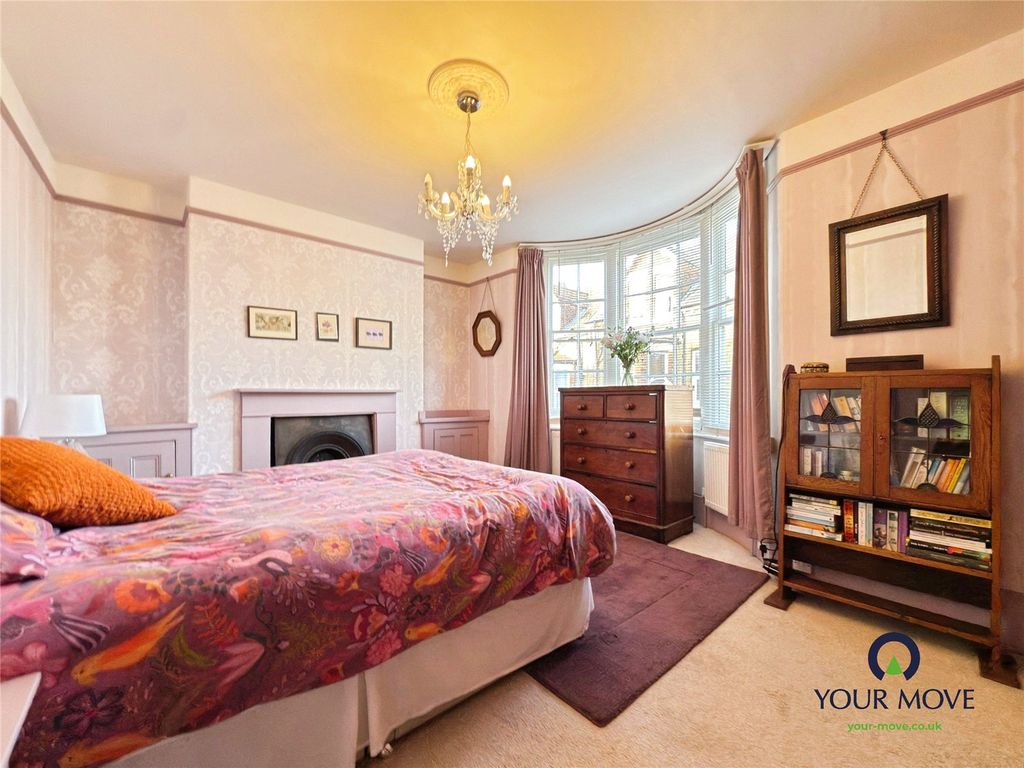 Property photo 3 of 16 Bedroom 1