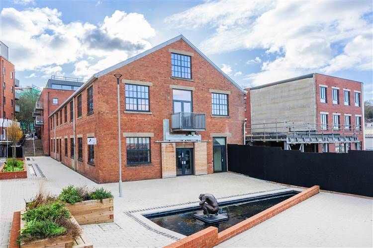 Property photo 3 of 4