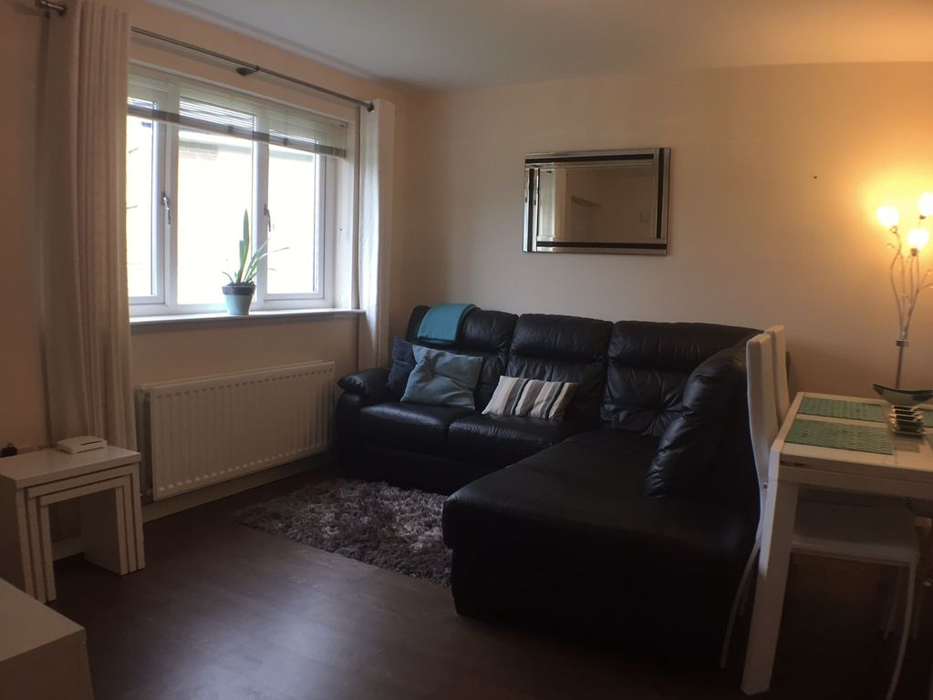 Property photo 2 of 8