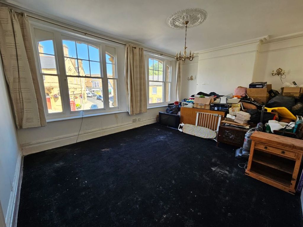 Property photo 3 of 10 Image 3