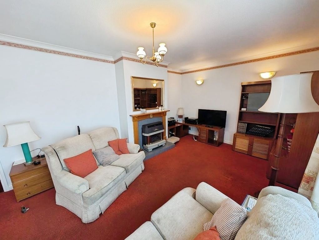 Property photo 2 of 18 Pbox-Img.Jpg