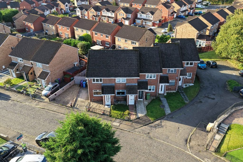 Property photo 1 of 13 4569782